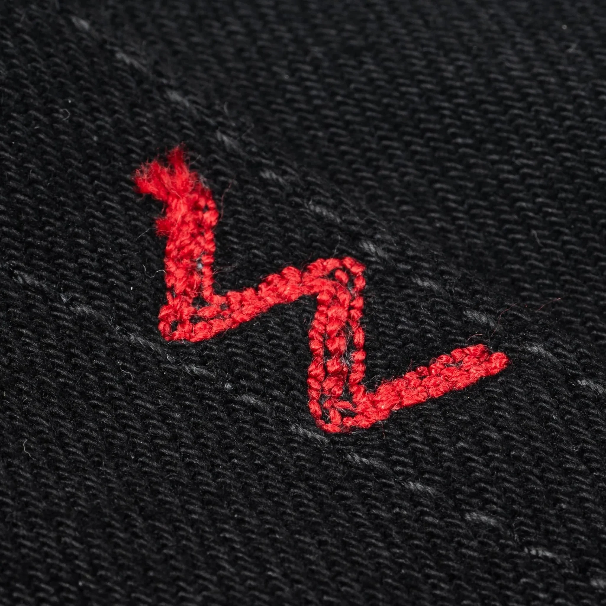IH-777S-142bb 14oz Selvedge Denim Slim Tapered Cut Jeans - Black/Black - Image 11