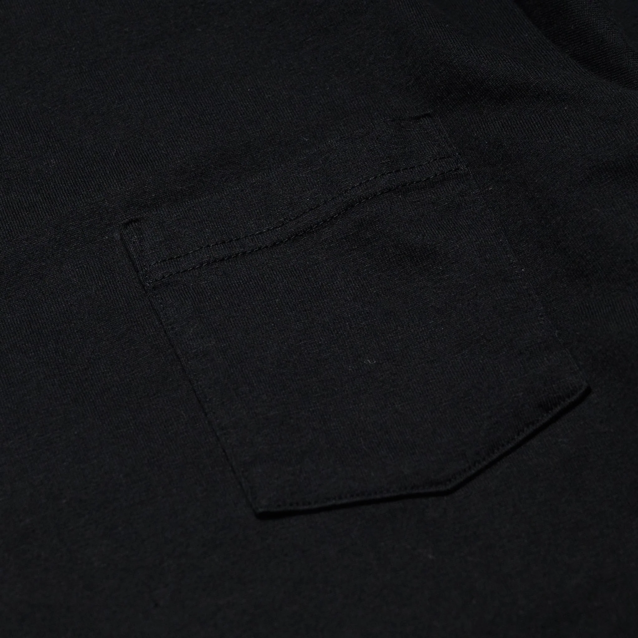 WV68849 Heavyweight Long Sleeve Pocket T-Shirt Black - Image 3