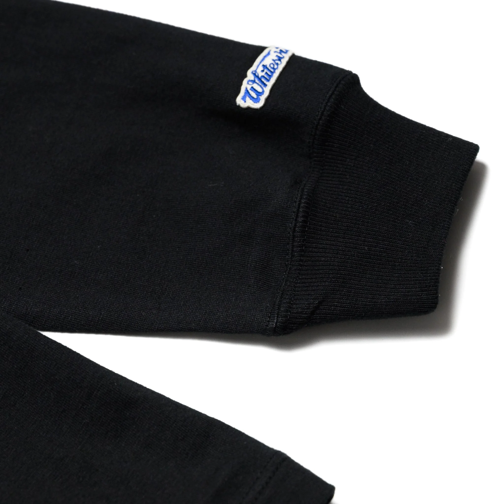 WV68849 Heavyweight Long Sleeve Pocket T-Shirt Black - Image 4