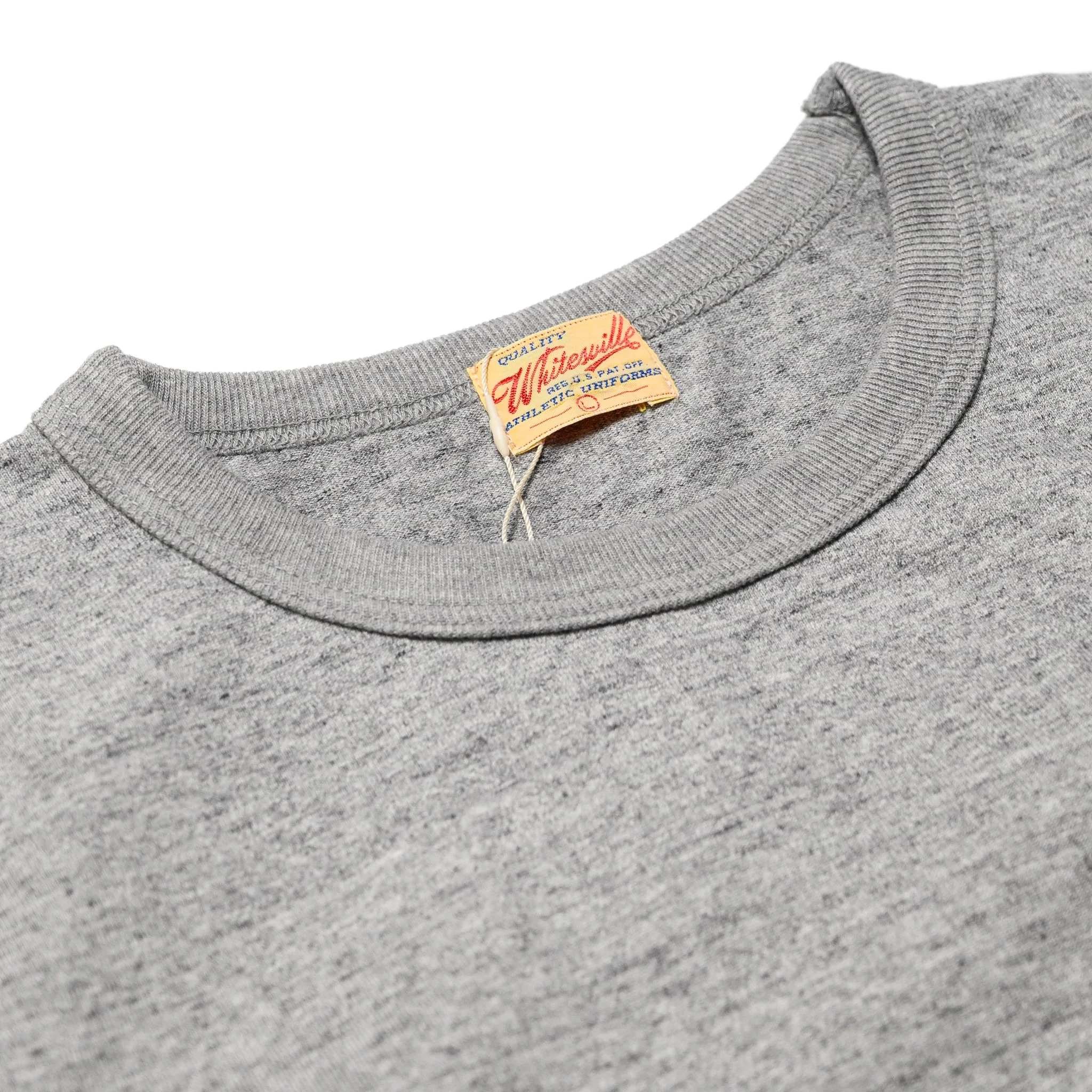 WV68849 Heavyweight Long Sleeve Pocket T-Shirt Heather Grey - Image 2