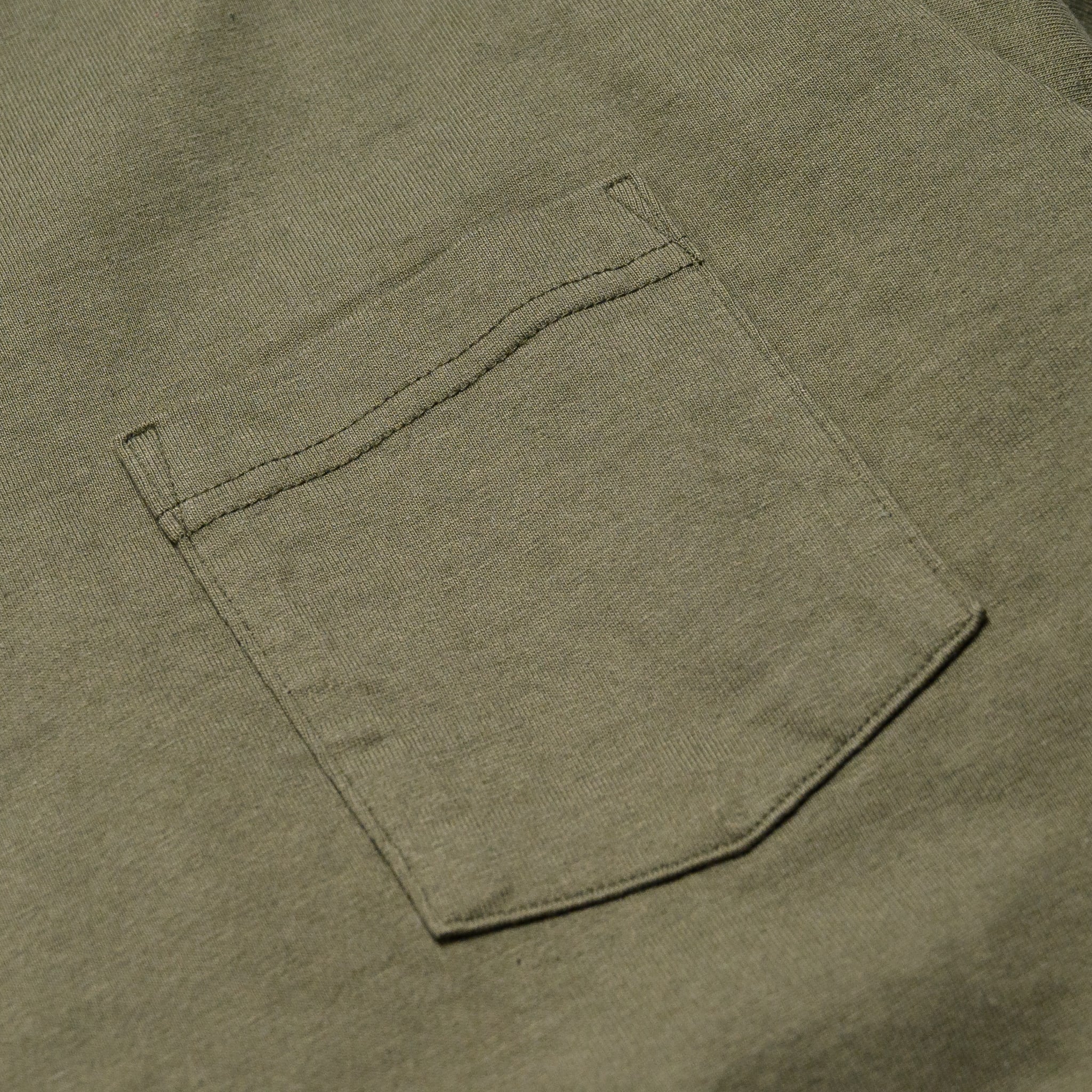 WV68849 Heavyweight Long Sleeve Pocket T-Shirt Olive - Image 3